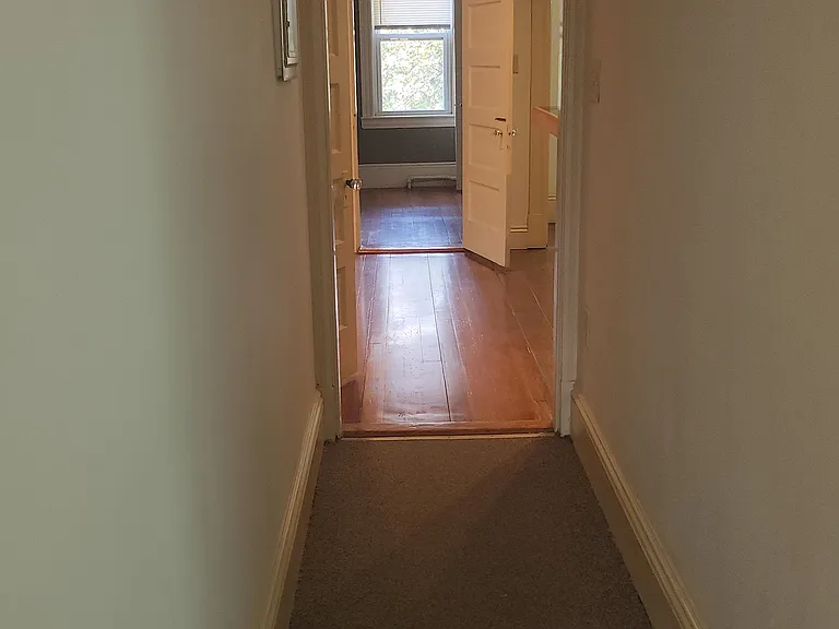 47 Webster St — Photo 4