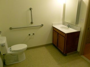 14 Park St APT 105, Kennebunk, ME 04043