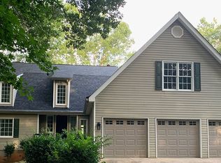 1700 Blue Pond Dr, Canton, GA 30115
