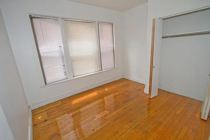 5335-5345 S. Kimbark Avenue — Photo 16