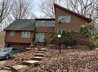 54 Ellise Rd, Mansfield, CT 06268