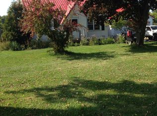 3370 Stone Rd, Middleport, NY 14105