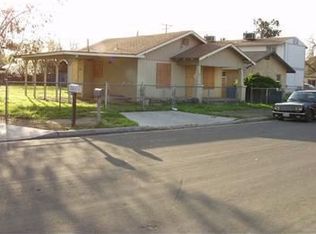 712 N Fisher St, Fresno, CA 93702