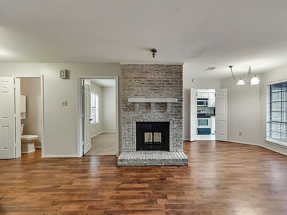 4th image of 3434 Daniel Ave APT G