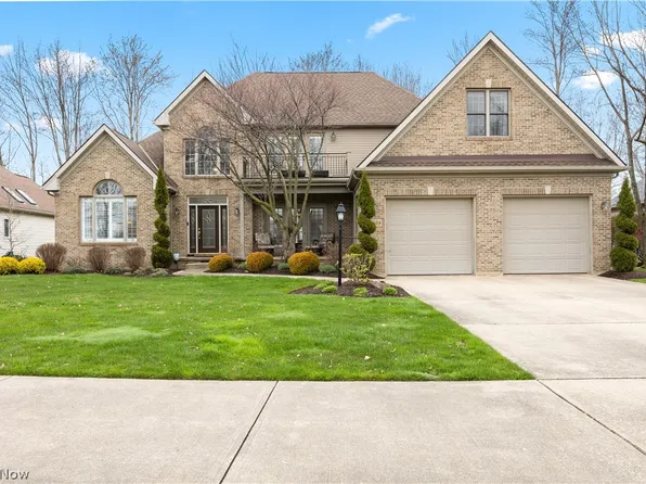 33624 Saint Francis Dr, Avon, OH 44011