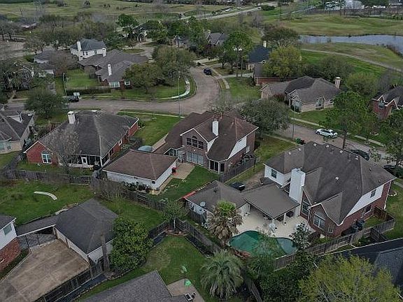 4th image of 3206 Braesview Dr