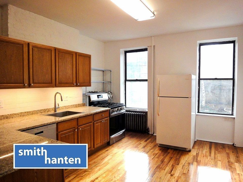 1st image of 126 Wyckoff St #1
