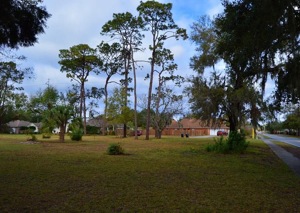 2nd image of Raeford Rd