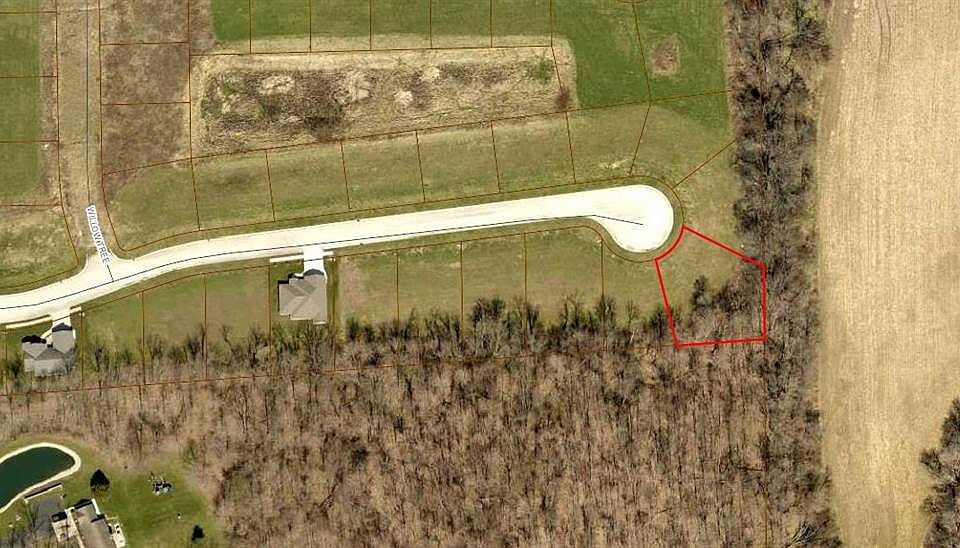 2nd image of 409 Arbor Ln