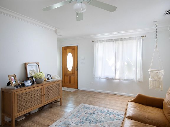 5th image of 2317 Fogarty Ave