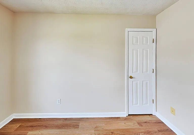 1867 Harmony Trce — Photo 14