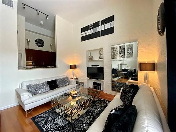 2nd image of 448 Julia St APT 213