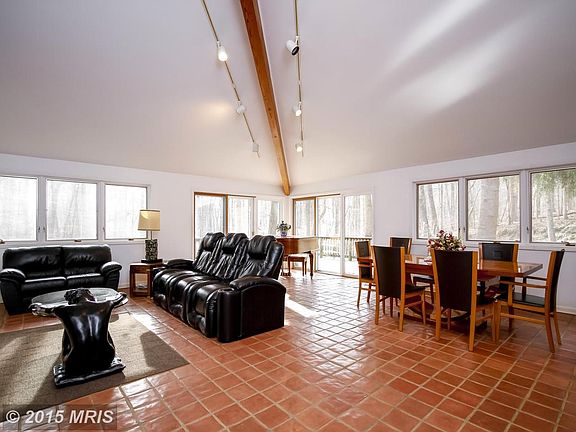 Living Room/ Dining Room Combo