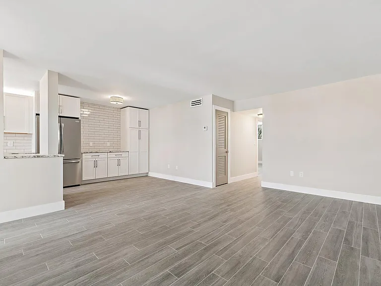108 Paradise Harbour Blvd #314 — Photo 9