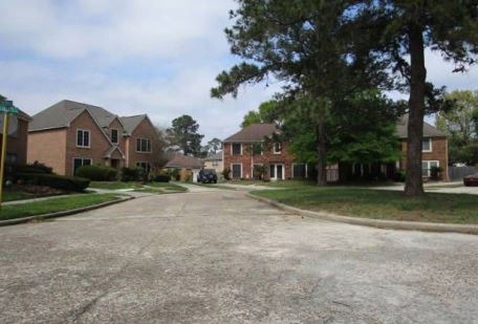 2nd image of 5931 Caelwood Dr