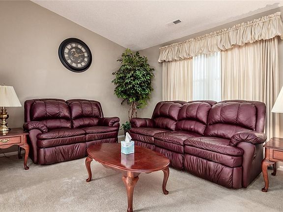4th image of 1085 Concord Pl
