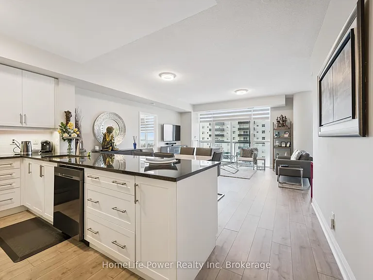 1 Hurontario St #1201 — Photo 13