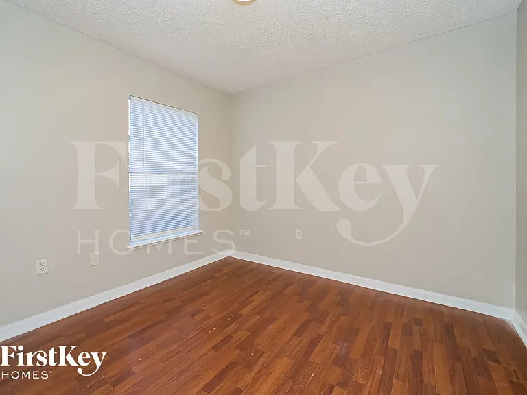 3413 Alec Dr — Photo 13