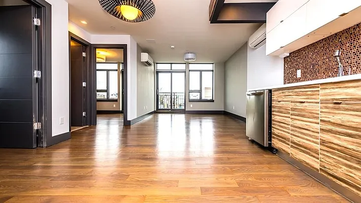 Rented by Nooklyn NYC LLC | media 19