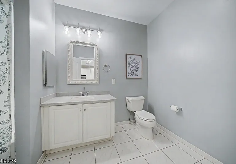 7319 Coventry Ct — Photo 8