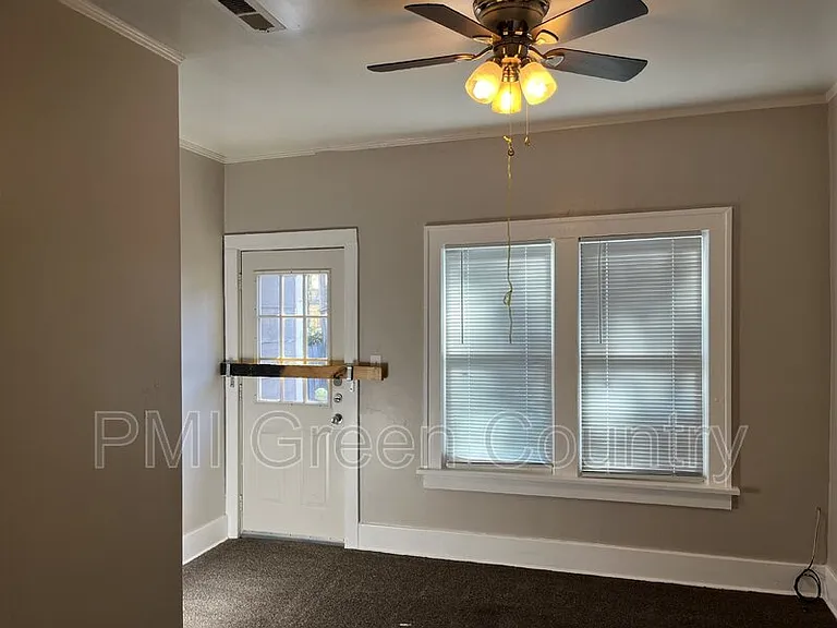 1223 S Quaker Ave — Photo 12