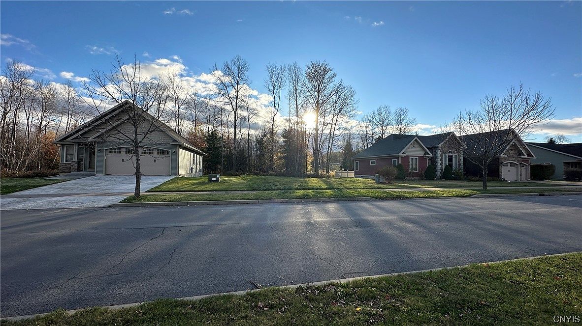 713 Settlers Pass 19, Utica, NY 13502 Zillow