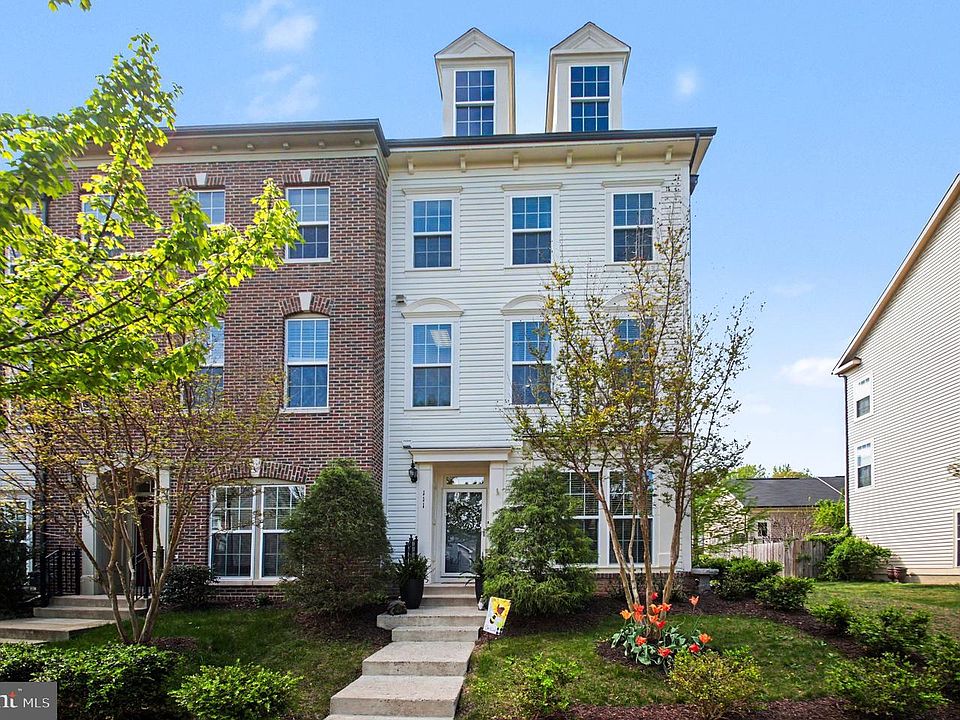 1st image of 111 Almond Dr
