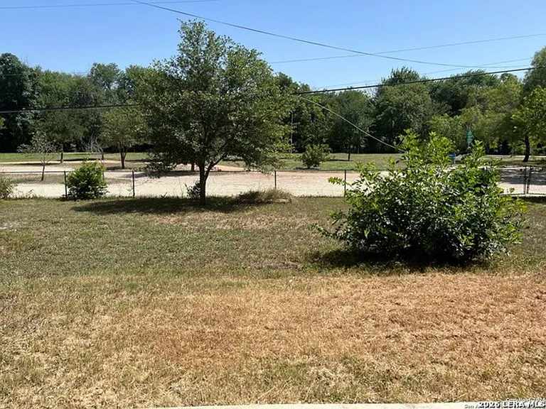 4042 City View Dr — Photo 15