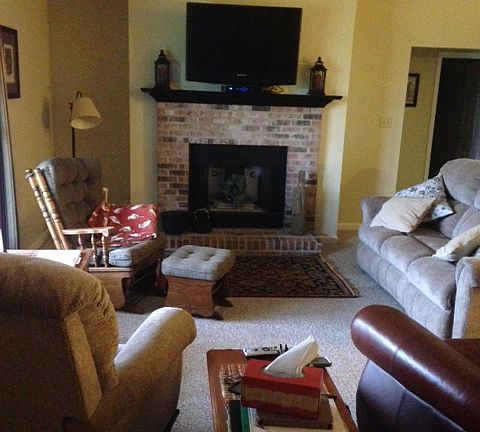 Living room w/ fireplace