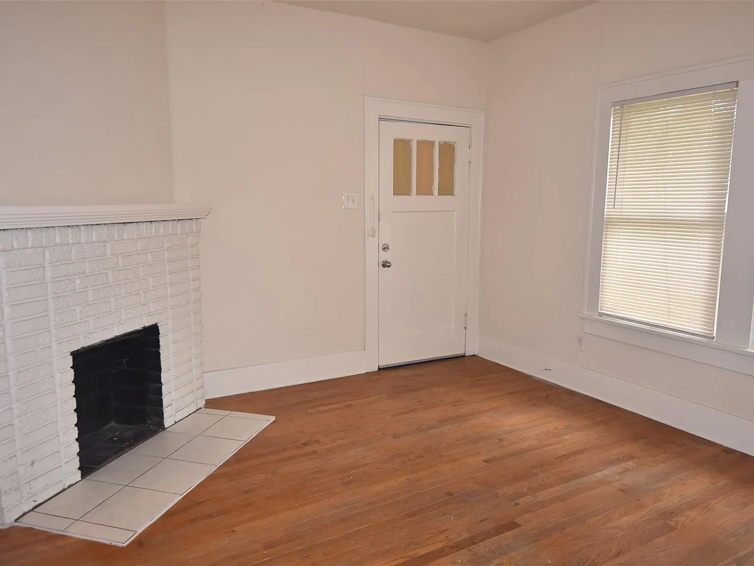 1 bed, 1.0 bath, $950 — Photo 4