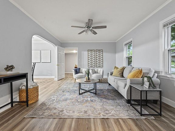 5th image of 207 Robert Ave