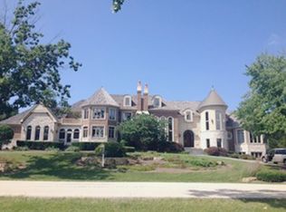 4 Kitson Dr, South Barrington, IL 60010
