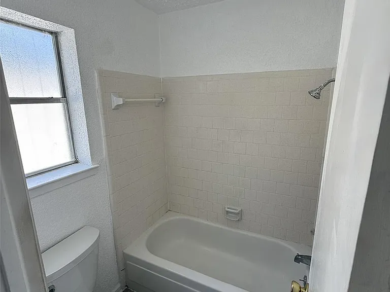 8342 Silvan Wind Ln — Photo 29