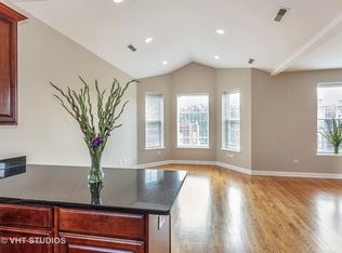 4936 S Champlain Ave APT 3N, Chicago, IL 60615