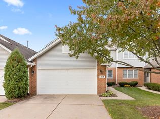 8574 Sandalwood Dr, Darien, IL