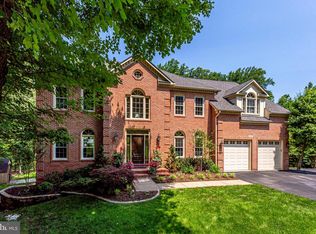 1298 Stamford Way, Reston, VA 20194