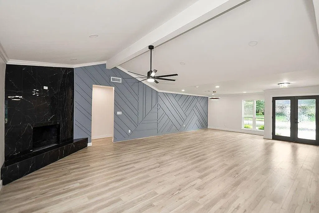 4 bed, 3.0 bath, 2212 sqft, $2,950 — Photo 4