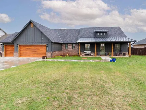 7550 NE Highland Hills Dr, Elgin, OK 73538