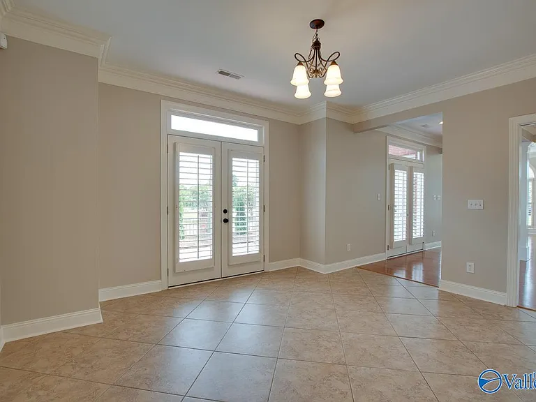 3017 Brunswick Cir SE — Photo 23