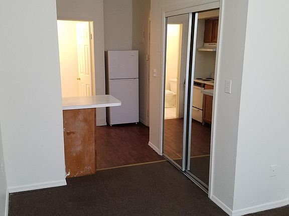 4th image of 170 Academy St #1