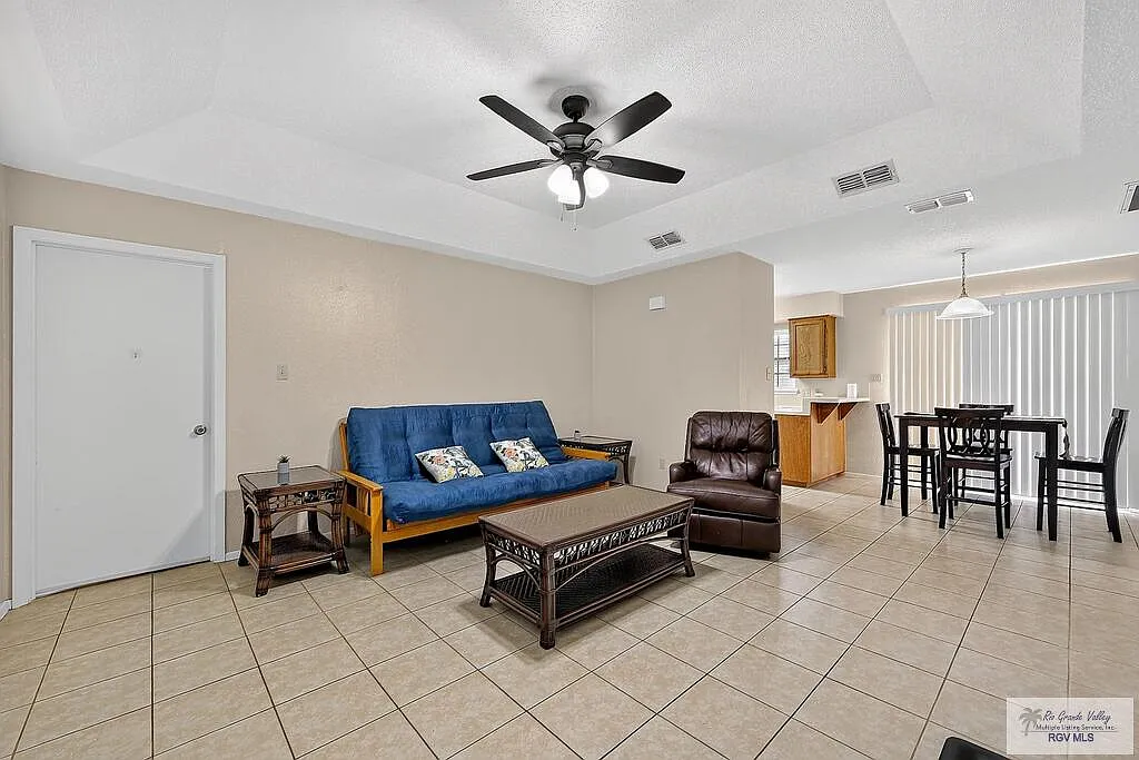 2 bed, 2.0 bath, 1092 sqft, $1,500 — Photo 3