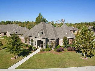 300 Mourning Dove Ln, Madisonville, LA 70447