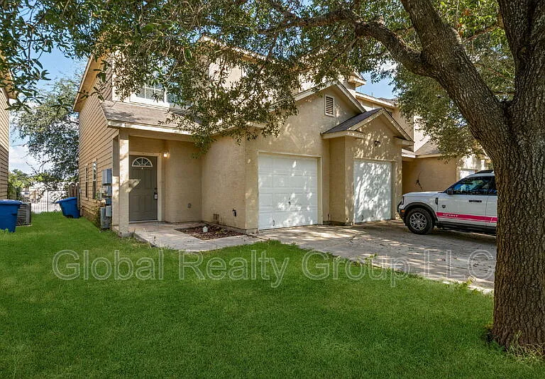 7802 Kingsbury Way #4 — Photo 1
