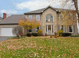 839 Raintree Dr, Naperville, IL 60540