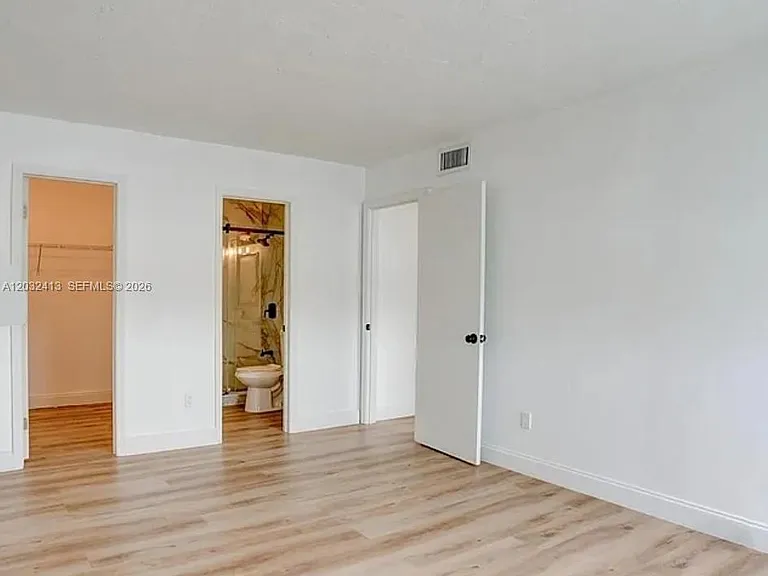 5501 NW 7th St #E408 — Photo 9
