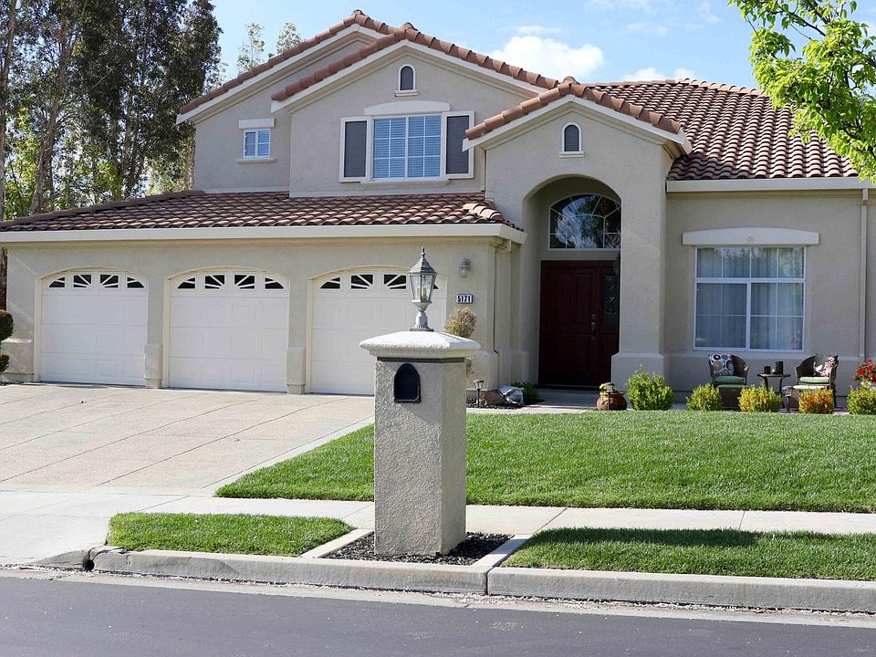 1st image of 5171 Apennines Cir