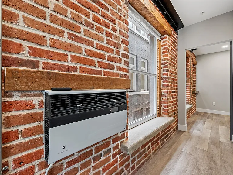 Modern Cap Hill Retreat with Historic Character — Photo 23