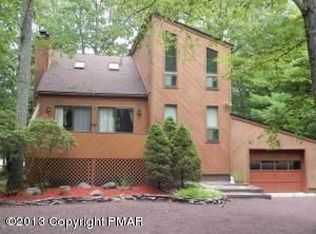 3162 Greenbriar Dr, East Stroudsburg, PA 18301