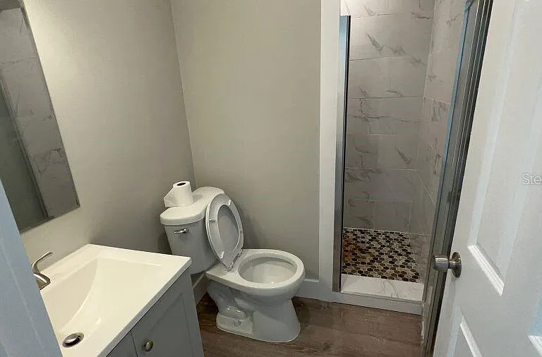 706 Harvey Ave — Photo 4