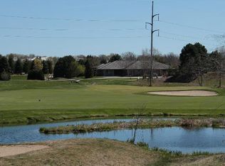 702 N Ponderosa Dr, Hartland, WI